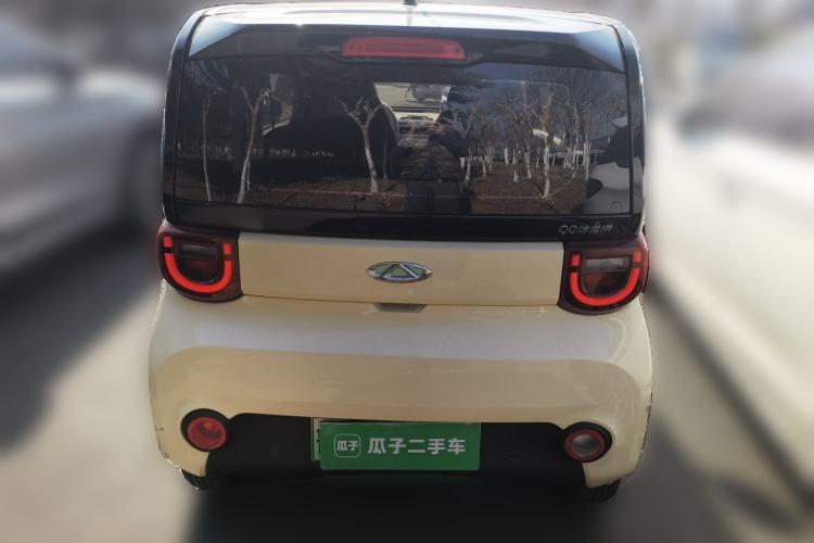 Used Chery QQ Ice Cream 2022 170km Sundae Phosphate Lithium-Ion Rear