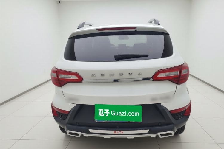 Used BAIC Senova X25 2015 1.5L manual Comfort trim level