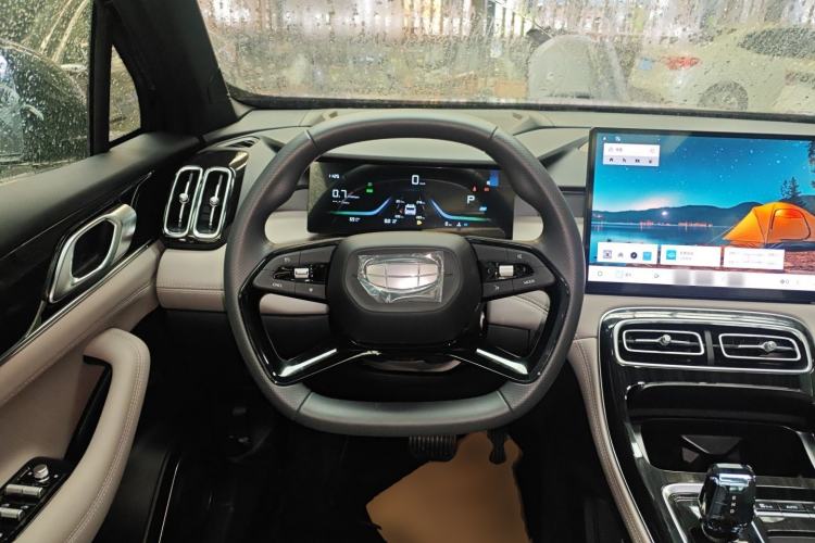 Used Geely Auto FX11 2025 4th Generation 1.5TD DCT – The Start