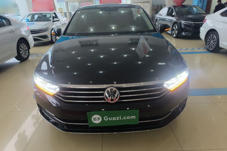 Used Volkswagen Magotan 2019 330TSI DSG Leading Model China VI Standard Front