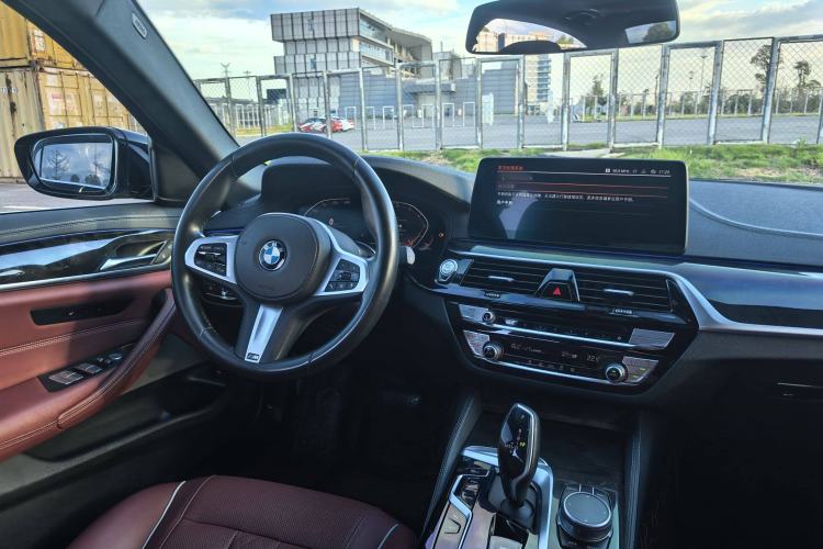 Used BMW 5 Series 2021 525Li M Sport Package