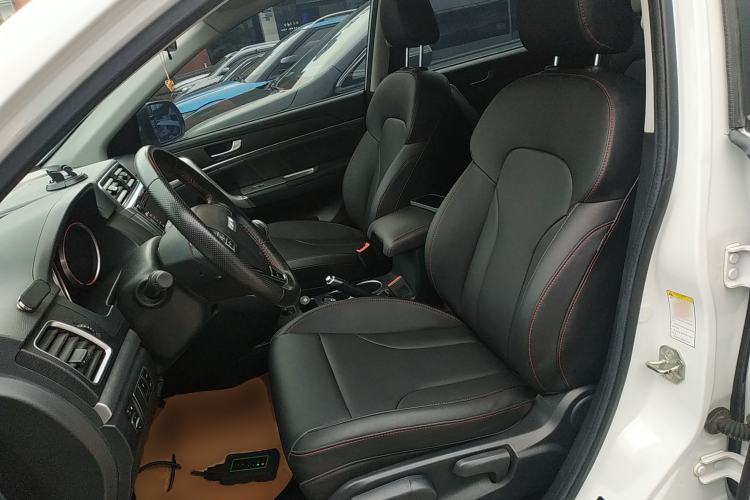 Used Haval M6 2017 1.5T Manual Two-Wheel Drive Elite Model Left Front Seat