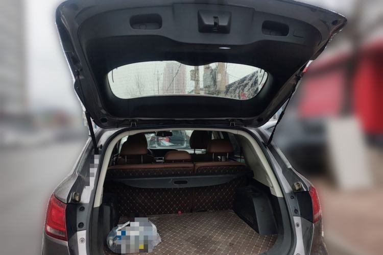 Used BORGWARD BX7 2016 28T Two-Wheel Drive Luxury Version 5 Seats
