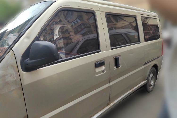 Used Wuling Rongguang 2011 1.2L Base Version
