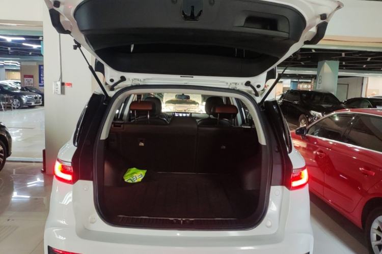 Used Geely Auto Vision X6 2020 1.4T CVT Luxury Edition Trunk