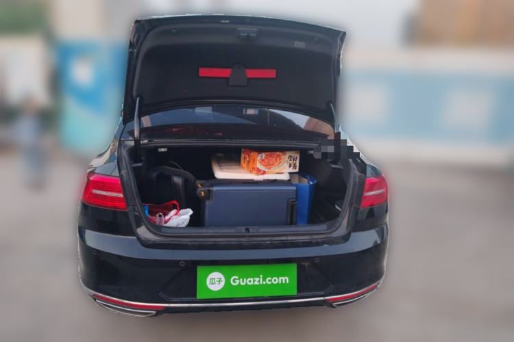 Used Volkswagen Magotan 2018 330TSI DSG Luxury Model Trunk