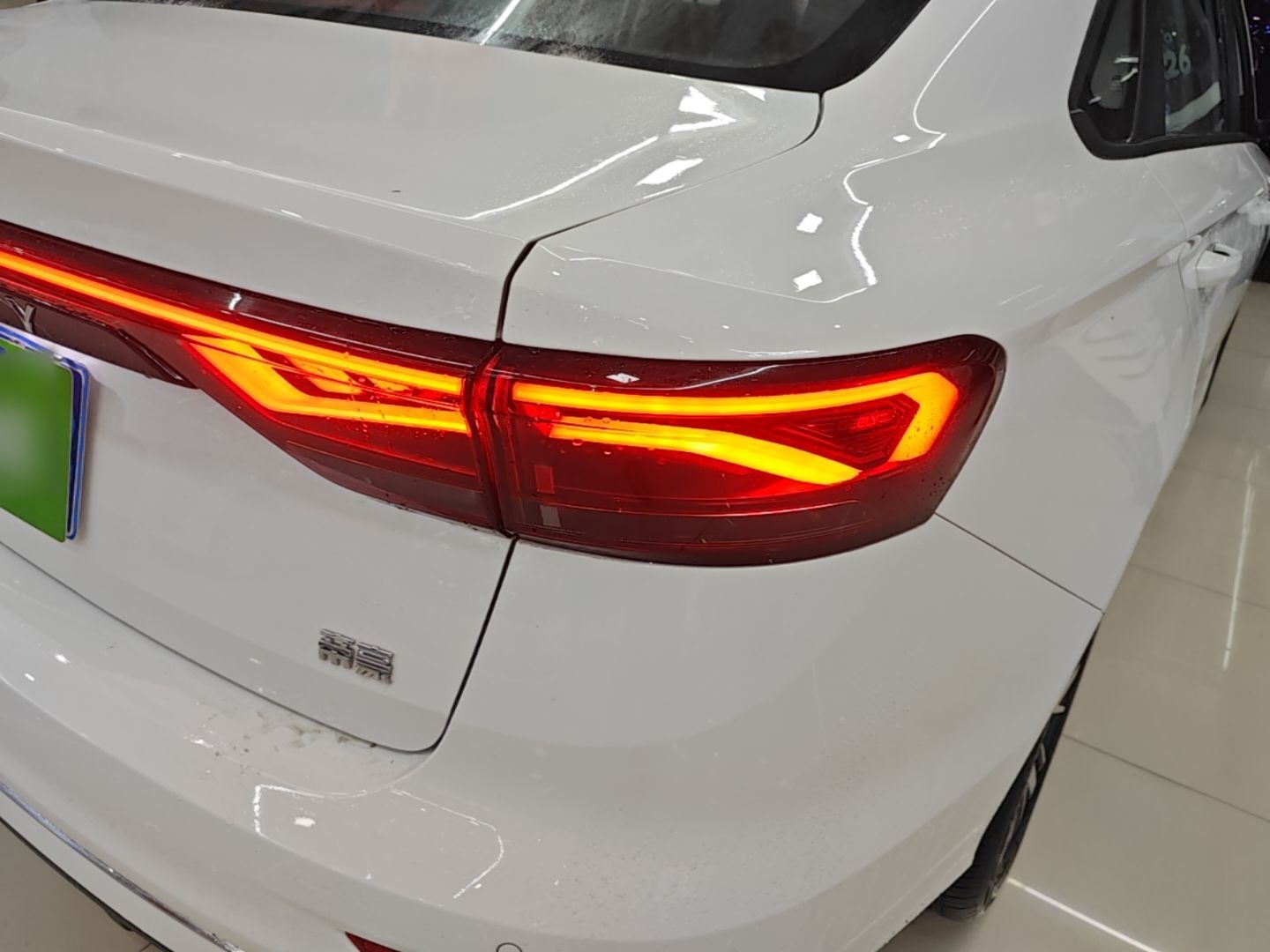 Geely Auto Emgrand 2026 Model 4th Generation 4 Millionth Anniversary Edition 1.5L CVT Overdrive Edition — снимка 9