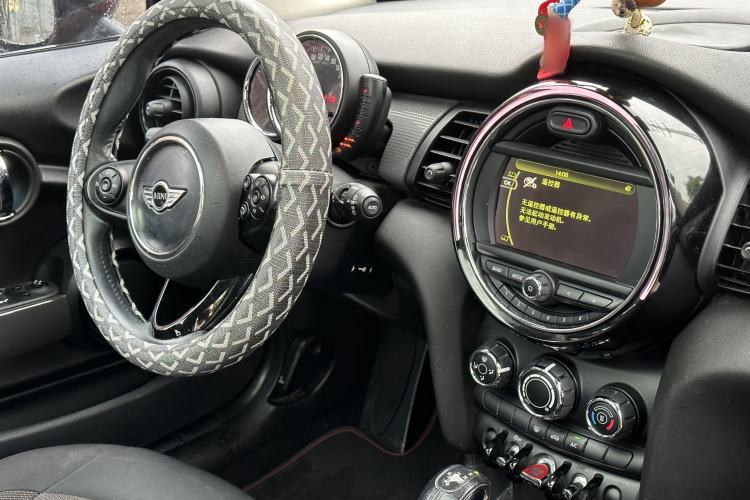 Used MINI MINI 2014 1.5T COOPER Fun