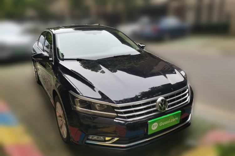 Used Volkswagen Passat 2016 330TSI DSG Prestige Edition Front Right 45 Deg