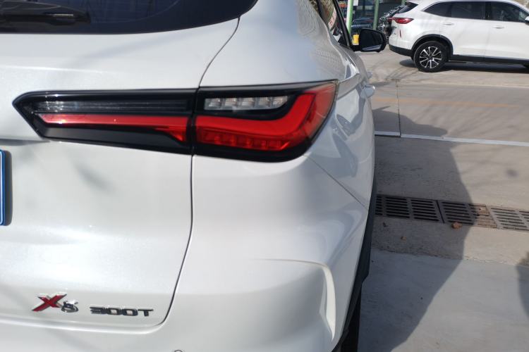 Used Oshan X5 2021 1.5T DCT Flagship Edition