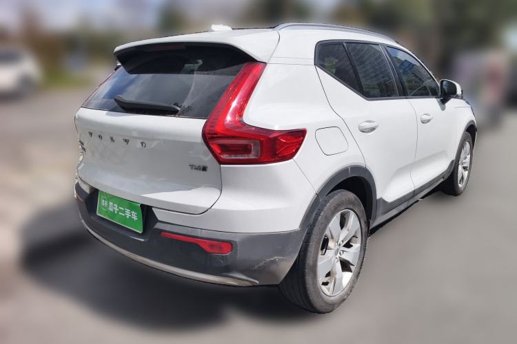 Used Volvo XC40 2022 T4 Four-Wheel Drive Smart & Stylish Edition