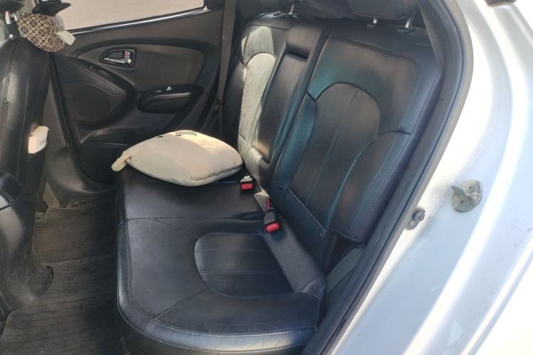 Used Hyundai ix35 2012 2.0L Automatic Two-Wheel Drive Elite Edition GLS
