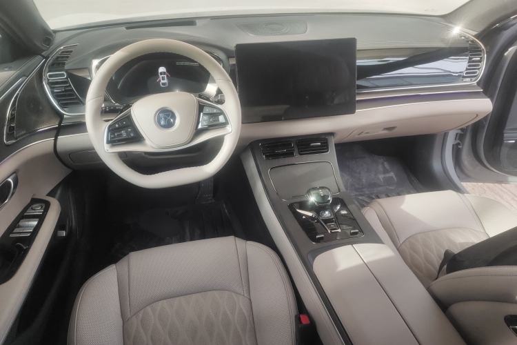 Used BYD Han 2025 DM-i Intelligent Driving Edition 125KM LiDAR Flagship Model Center Console