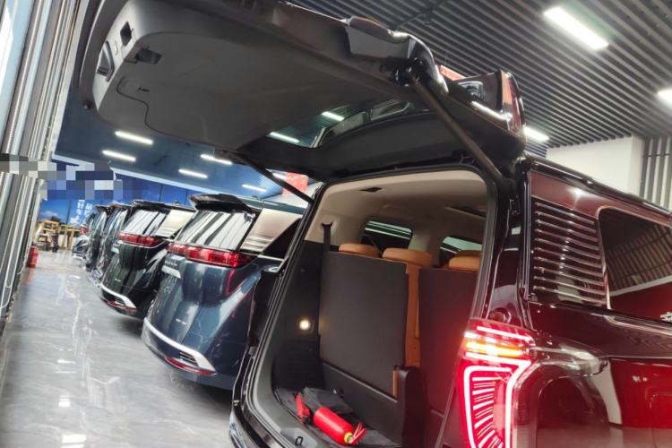 Used Hongqi HQ9 PHEV 2024 2.0T Four-Wheel Drive Business Edition