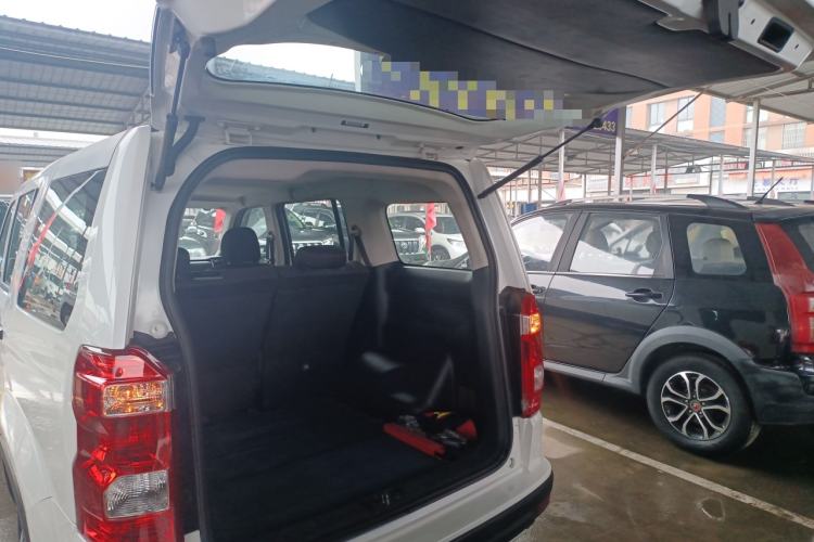 Used CHANGAN OSHAN X70A 2020 1.5L Manual Base Version