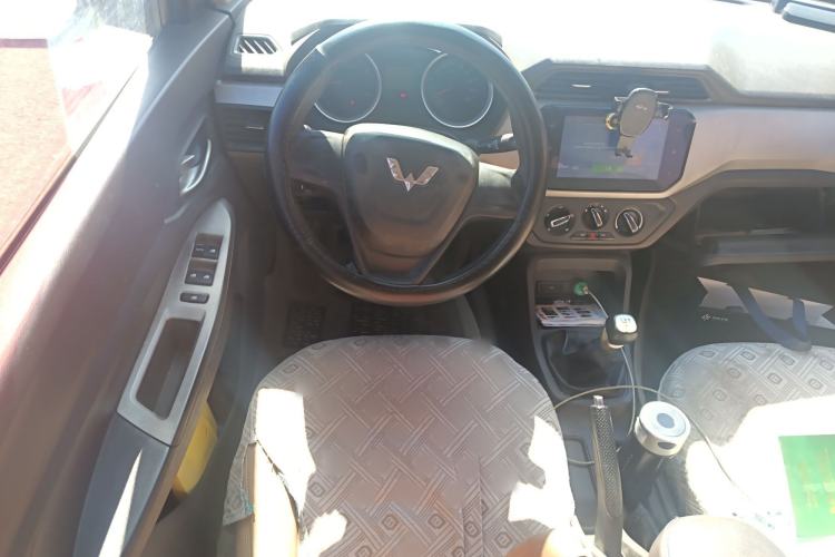 Used Wuling Hongguang 2018 1.5L S Comfort Model L2B
