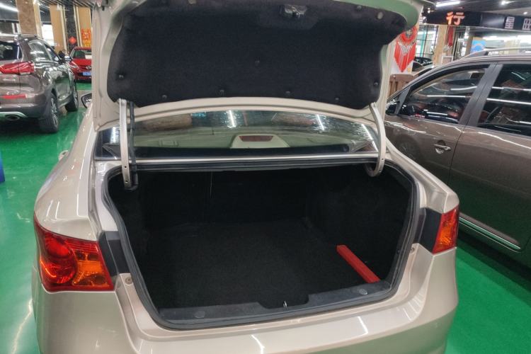 Used Roewe 350 2014 1.5L Automatic Xunyue Version
