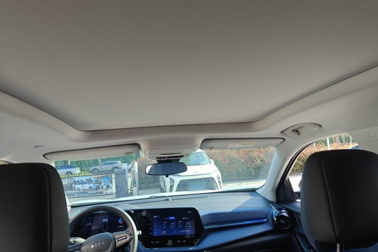 Used Chevrolet Equinox Plus 2024 102km RS Ultimate Edition Headliner