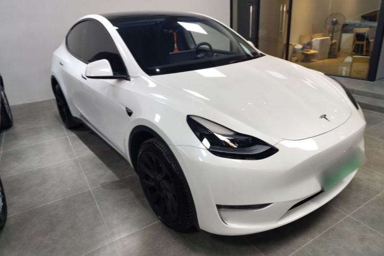 Used Tesla Model Y 2024 Long-Range All-Wheel-Drive Version