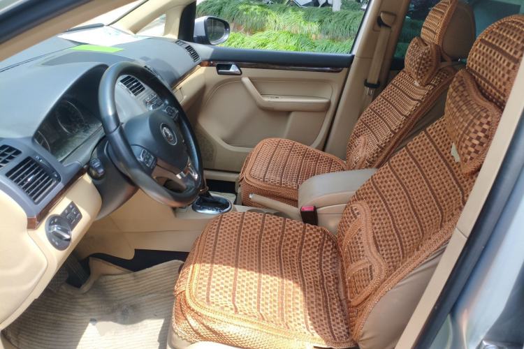 Used Volkswagen Touran 2011 1.4T DSG ZhiZhen Edition 5 Seats
