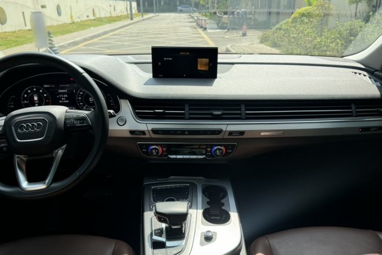 Used Audi Q7 New Energy 2019 55 e-tron
