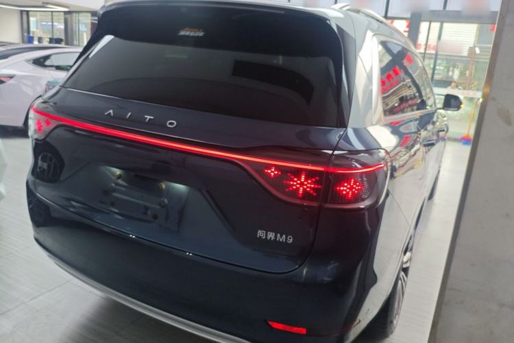 Used Hima AITO M9 2024 Range-Extended Ultra Version 42 kWh 6-Seater Model
