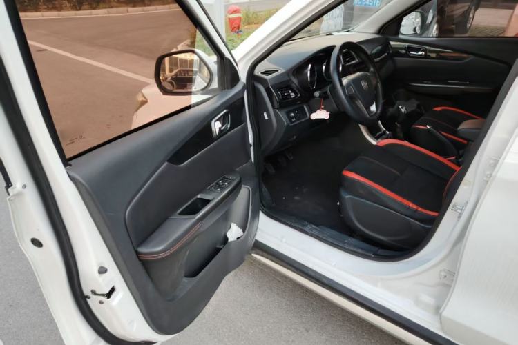 Used Foton Jiatu ix7 2016 1.5L ZhiShang Model
