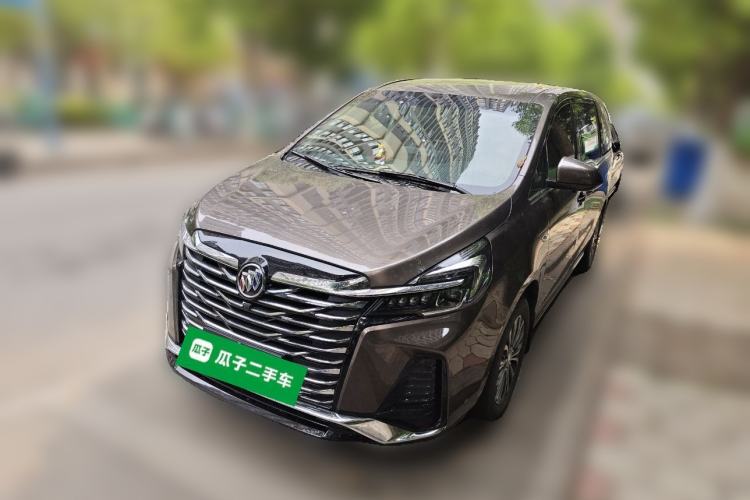 Used Buick GL8 2023 Land Executive Class Comfort Model