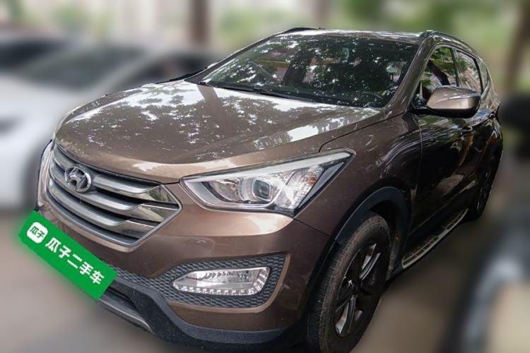 Used Hyundai Santa Fe 2015 2.4L Automatic Two-Wheel Drive Comfort Edition 5 Seats