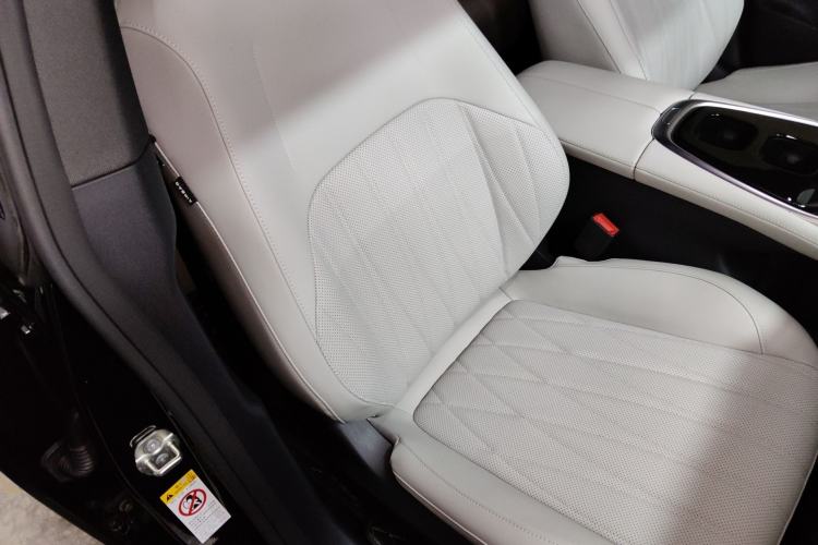 Used CHANGAN NEVO A07 2025 Pure Electric "True Fragrance" Edition 625 Flagship Model Right Front Seat