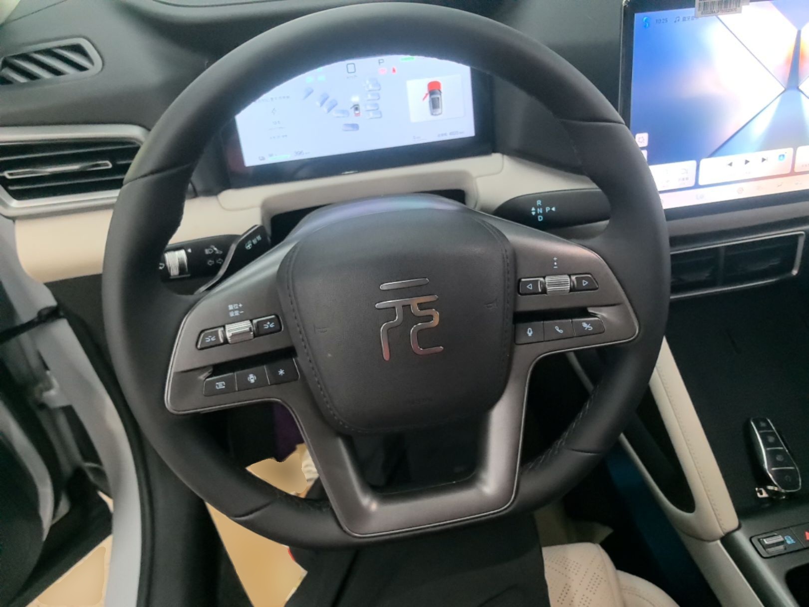 BYD Yuan UP 2025 Intelligent Driving Version 401 KM Dynamic Edition — снимка 13