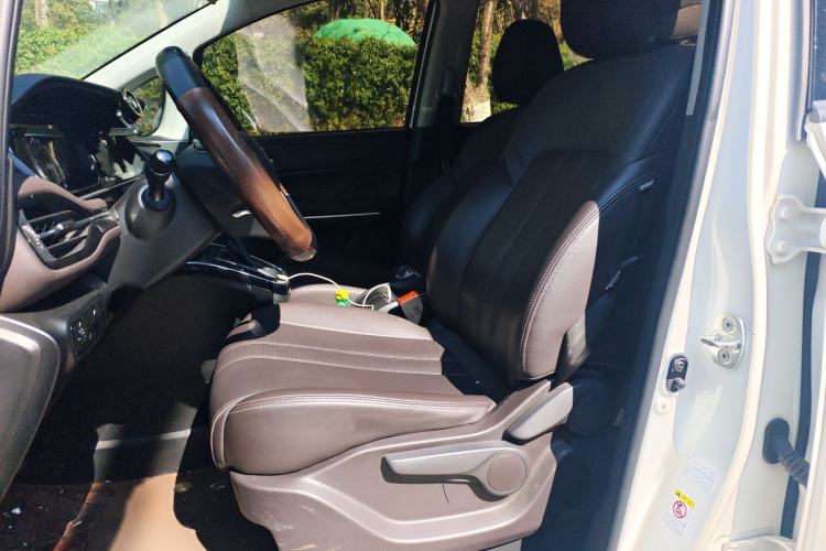 Used GAC Trumpchi M6 2019 270T Automatic Luxury Edition (7-seater) China V Standard
