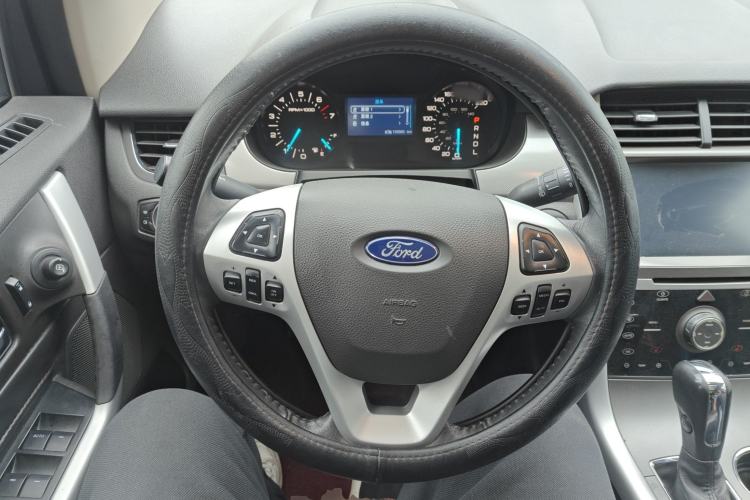 Used Ford Edge 2012 2.0T Elite Sunroof Edition Steering Wheel