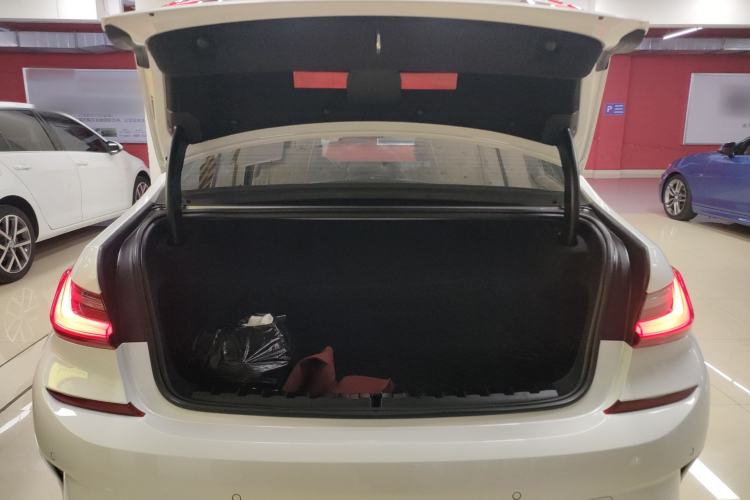 Used BMW 3 Series 2021 Facelifted 320Li M Sport Package
