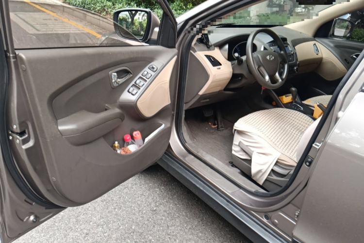 Used Hyundai ix35 2010 2.0L Automatic Two-Wheel Drive New Edition GL Driver Seat