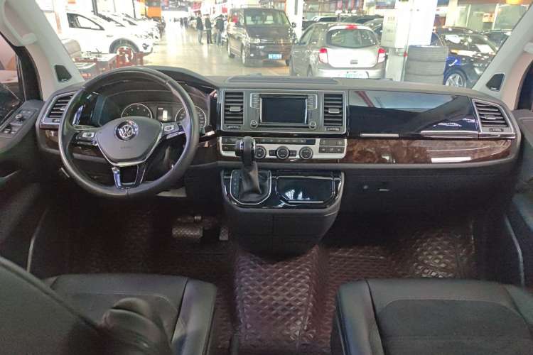 Used Volkswagen Multivan 2018 2.0 TSI 4x4 Prestige Edition 7-Seater