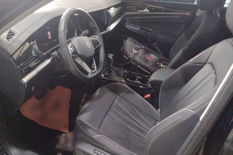 Used Volkswagen Passat 2023 Revised 330TSI Elite Edition Left Front Seat