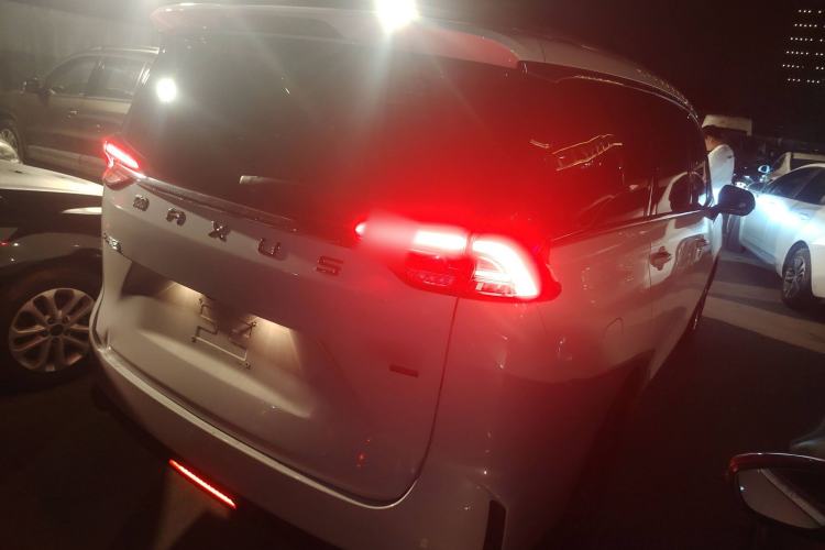 Used SAIC MAXUS EUNIQ 5 2020 1.3T PLUG-IN Luxury Edition
