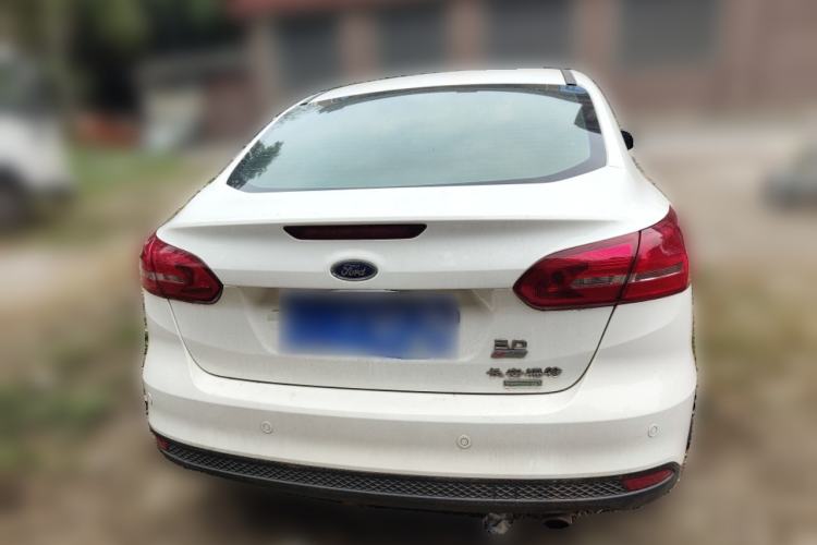 Used Ford Focus 2015 Sedan EcoBoost 180 Automatic Flagship Model
