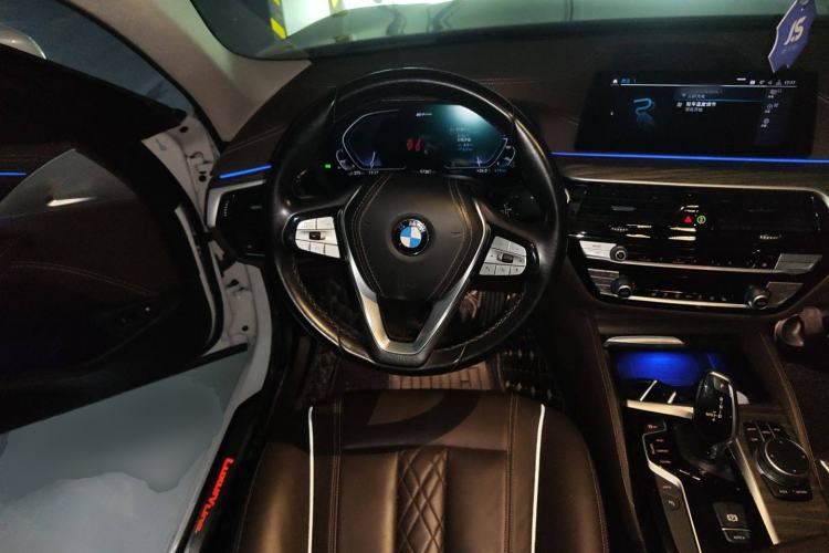 Used BMW 5 Series New Energy 2020 Mileage Upgrade Version 530Le Luxury Package
