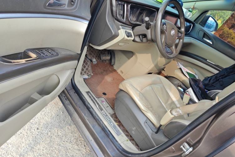 Used Buick GL8 2011 3.0L XT Luxury Business Flagship Edition

