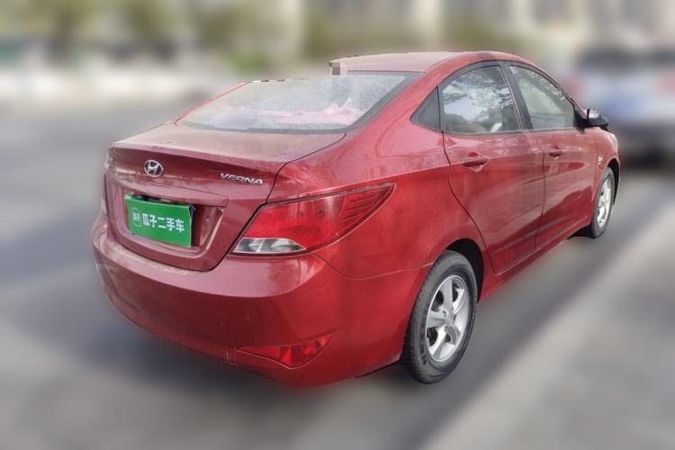 Used Hyundai Verna (older generation) 2014 1.4L Automatic Smart GLS Rear Right 45 Deg