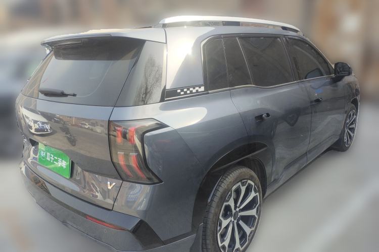 Used AION V 2024 Aion Tyrannosaurus 520 Intelligent Premium Edition Rear Right 45 Deg