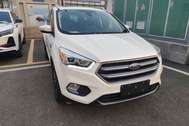 Used Ford Kuga 2019 EcoBoost 180 Two-Wheel-Drive Platinum Edition China VI Standard