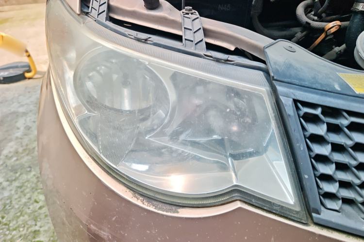 Used Wuling Hongguang 2014 1.2L Base Model China IV Right Front Headlight