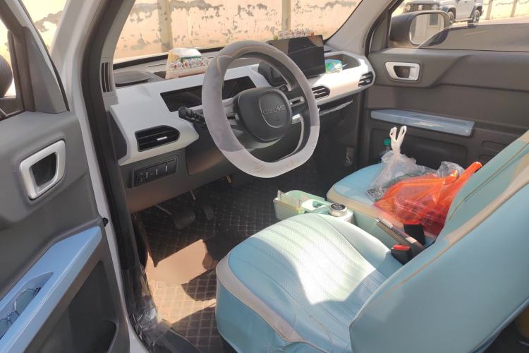 Used Geely Galaxy Panda 2023 Panda Mini 200km Endurance Bear
