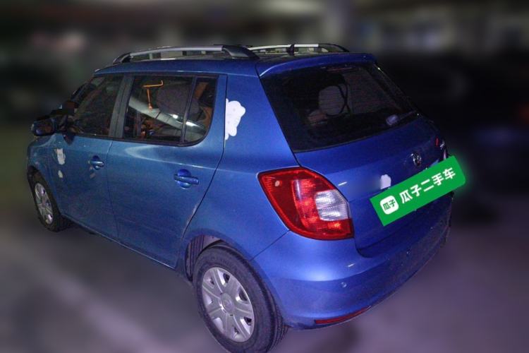 Used Skoda Fabia 2014 1.4L Automatic Crystal Edition Exterior 3