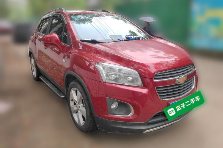 Used Chevrolet Trax 2014 1.4T Automatic Two-Wheel Drive Luxury Model Front Right 45 Deg