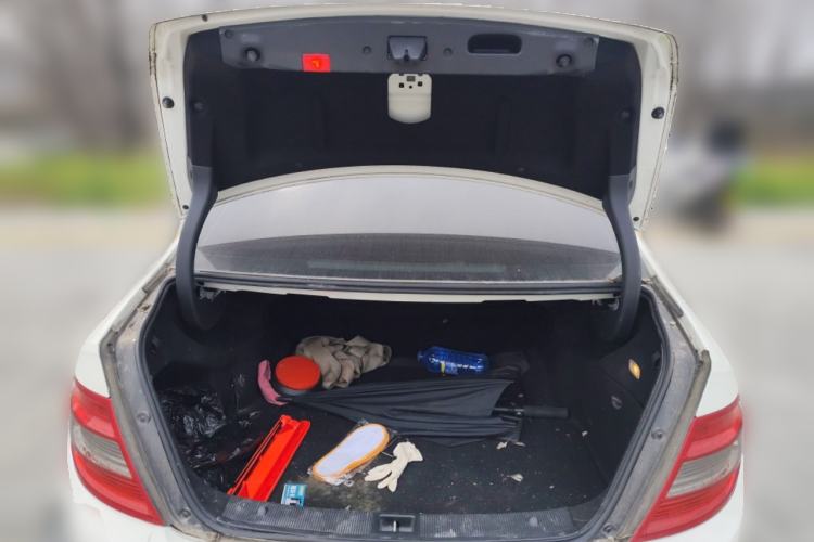 Used Mercedes-Benz C-Class 2010 C 180K Classic model