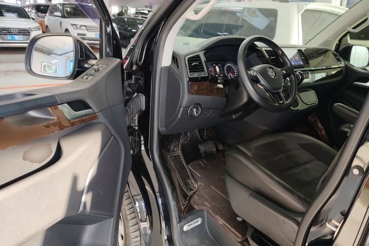 Used Volkswagen Multivan 2019 2.0 TSI Two-Wheel Drive Luxury Edition 7 Seats